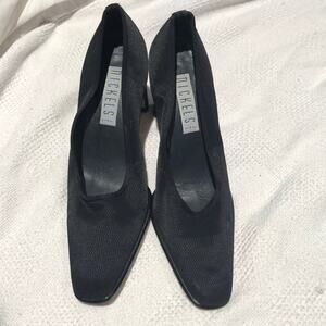 Nickels 8.5 black pump euc great closet staple